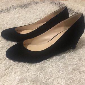 Nine West black suede wedges